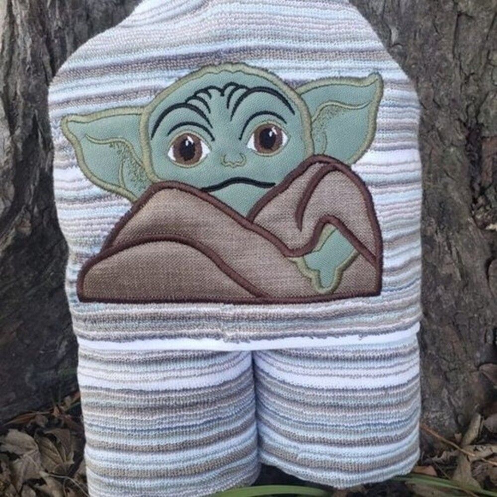 Baby Yoda Embroidered Hooded Towel NEW Star Wars bath shower beach pool